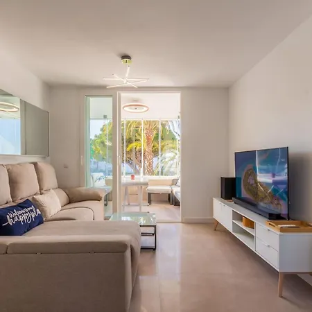 Vistas Al Mediterraneo By Domidai Apartment *
